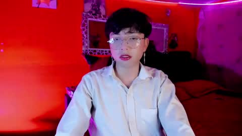 Snapshot of angellonfire chatting on October 15, 5:40 am Angel  online show from October 15, 5:40 am