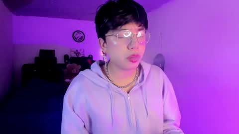 Angel  online show from February 22, 5:30 am