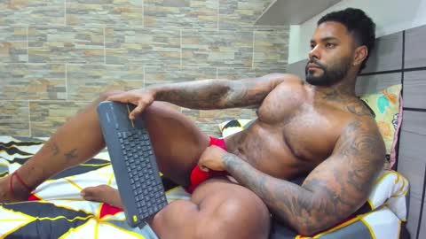 angelo_evans33 online show from February 18, 12:50 am