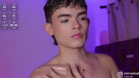 Snapshot of angelocute_ chatting on October 5, 5:39 am Angelo I work from home this is my room online show from October 5, 5:39 am