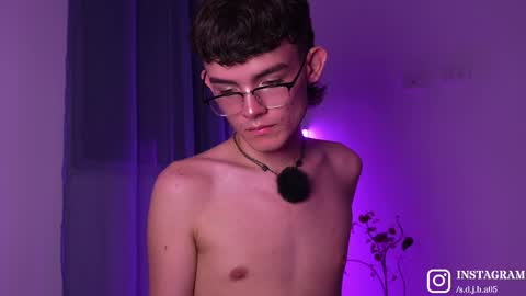 Angelo I work from home this is my room  online show from February 7, 3:21 am