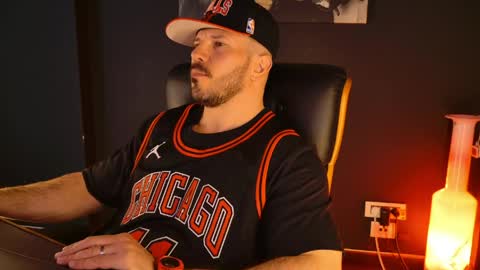 BlackWolf online show from April 2, 10:46 am