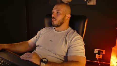 BlackWolf online show from July 24, 1:42 pm
