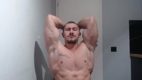  ------- SEX SHOW WITH GUYS AND GIRLS  MUSCLE SHOW online show from December 16, 8:16 pm
