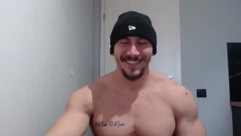  ------- SEX SHOW WITH GUYS AND GIRLS  MUSCLE SHOW online show from January 23, 9:29 am