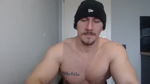  ------- SEX SHOW WITH GUYS AND GIRLS  MUSCLE SHOW online show from February 17, 9:56 am