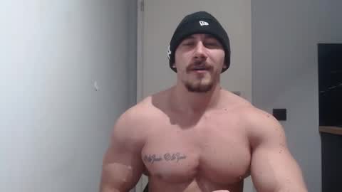  ------- SEX SHOW WITH GUYS AND GIRLS  MUSCLE SHOW online show from March 5, 7:17 pm