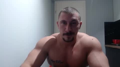  ------- SEX SHOW WITH GUYS AND GIRLS  MUSCLE SHOW online show from October 27, 3:27 pm