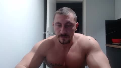  ------- SEX SHOW WITH GUYS AND GIRLS  MUSCLE SHOW online show from November 4, 5:12 pm