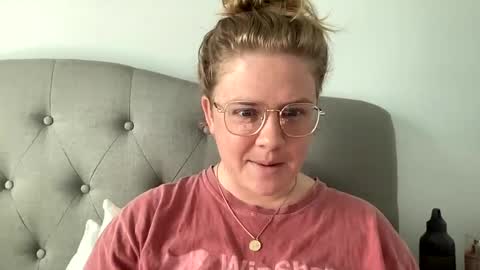 Angel of Light online show from February 6, 8:23 pm