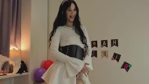 Megan online show from February 9, 4:33 pm