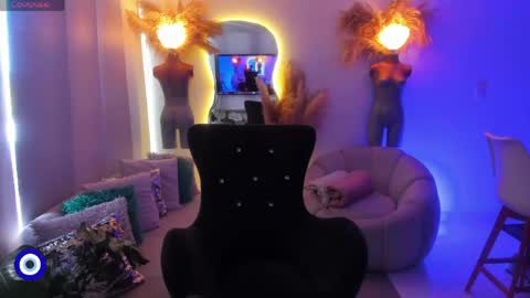 Snapshot of angelpeach_ chatting on April 21, 1:50 pm Angel online show from April 21, 1:50 pm
