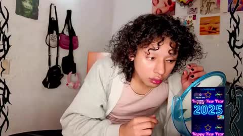 Snapshot of angelsdustxxx chatting on January 5, 2:27 am online show from January 5, 2:27 am