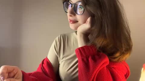 Snapshot of angelwhisper56 chatting on October 23, 2:05 pm Lisa online show from October 23, 2:05 pm