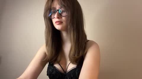 Snapshot of angelwhisper56 chatting on November 7, 1:11 pm Lisa online show from November 7, 1:11 pm