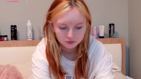 angelwise online show from August 7, 3:08 am