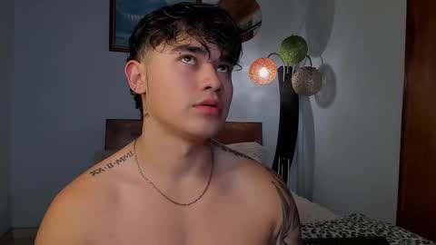 Snapshot of angelx_fox chatting on February 16, 9:59 pm Angel Fox online show from February 16, 9:59 pm