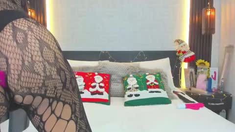 Snapshot of anghel_stone chatting on December 15, 5:28 pm Anghel Stone online show from December 15, 5:28 pm