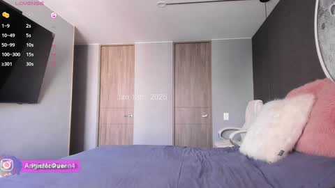 angie online show from January 13, 8:58 pm