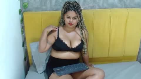 angiekatrinacm101 online show from February 12, 12:33 pm