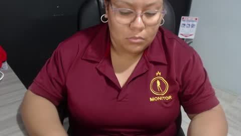 Snapshot of angy_ro12 chatting on April 21, 8:44 pm angy online show from April 21, 8:44 pm