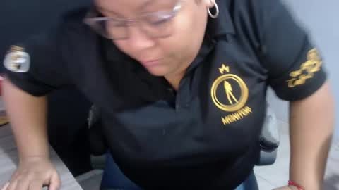 Snapshot of angy_ro12 chatting on April 27, 12:58 pm angy online show from April 27, 12:58 pm