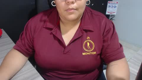 Snapshot of angy_ro12 chatting on May 15, 11:23 pm angy online show from May 15, 11:23 pm