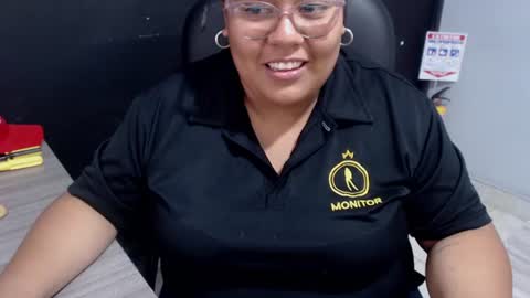 Snapshot of angy_ro12 chatting on July 6, 8:11 pm angy online show from July 6, 8:11 pm
