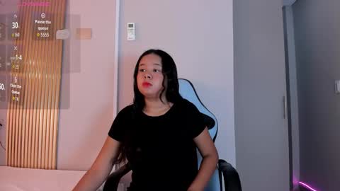 Angie online show from February 4, 12:11 pm