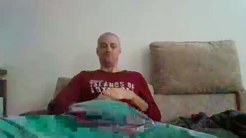 Snapshot of anhel187 chatting on January 12, 8:14 am anhel187 online show from January 12, 8:14 am