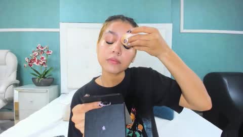 Ania online show from January 7, 2:41 pm