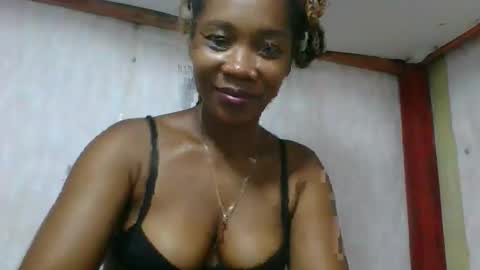 anicka9704 online show from April 16, 2:56 am