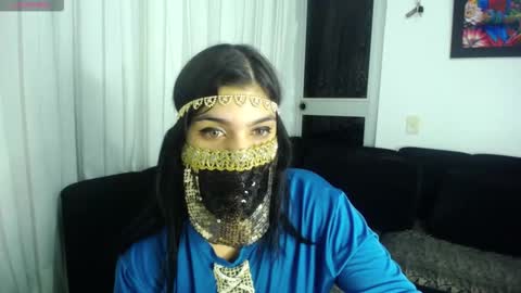 Snapshot of aniisaalii chatting on November 14, 3:49 am Anissa online show from November 14, 3:49 am