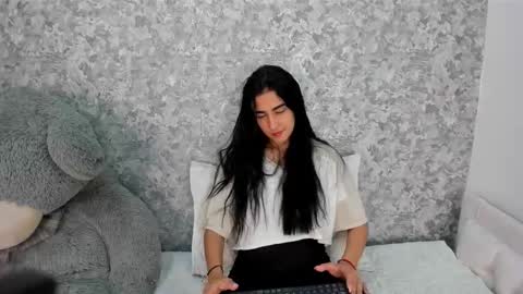 anika_h online show from March 7, 12:13 pm