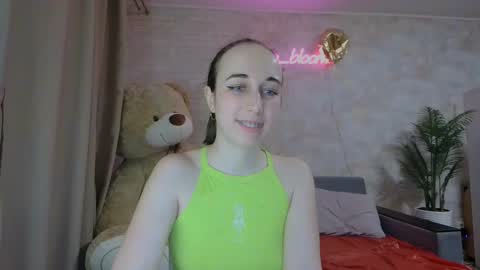 anikabloom online show from March 10, 3:01 am