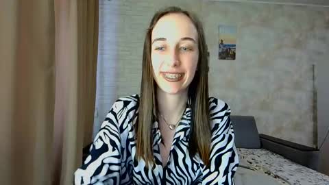 Snapshot of anikabloom chatting on May 10, 7:13 am anikabloom online show from May 10, 7:13 am