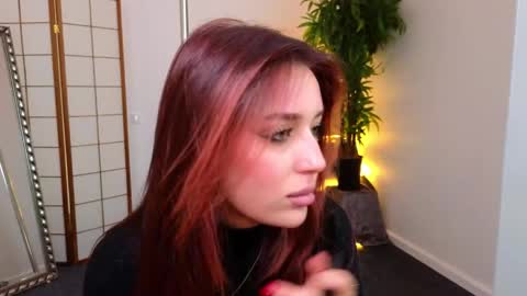 Anika online show from May 16, 10:36 am