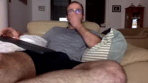 Snapshot of animal_michael chatting on December 27, 3:20 am animal_michael online show from December 27, 3:20 am