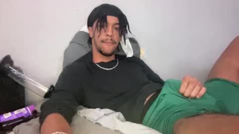 Animeboygirls online show from December 17, 4:07 am