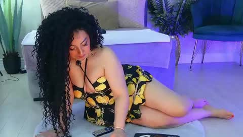 anissia teaser online show from March 13, 6:53 am