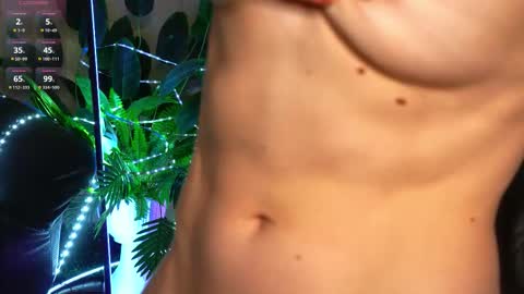 anita_von online show from March 8, 6:17 am