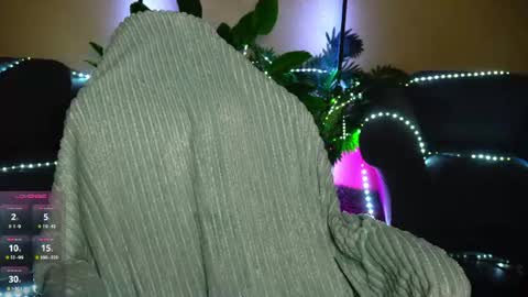 Snapshot of anita_von chatting on July 2, 3:56 am anita_von online show from July 2, 3:56 am