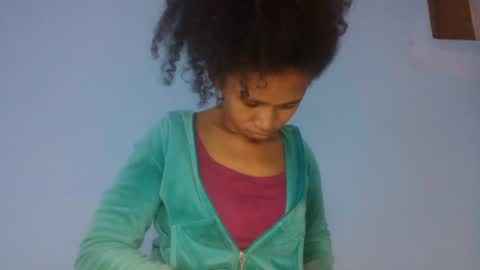 Snapshot of anitaazzh chatting on July 14, 2:05 am anitaazzh online show from July 14, 2:05 am