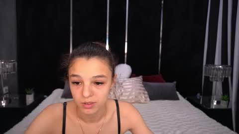 Anita online show from December 16, 2:44 pm