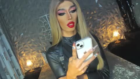 Miss Ann online show from January 9, 5:22 pm