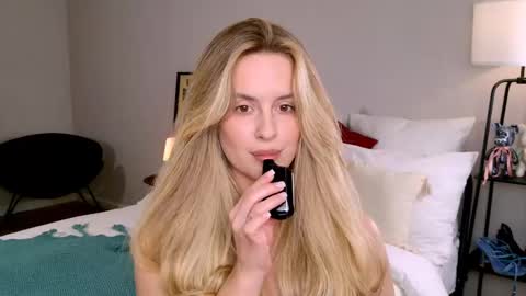 Anita online show from October 25, 9:50 am