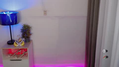 Snapshot of anitaguen chatting on February 20, 12:30 am anita online show from February 20, 12:30 am