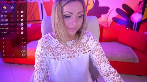 Anita online show from December 24, 5:55 pm