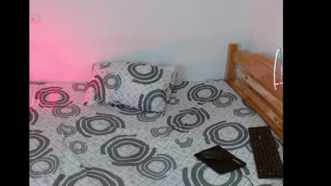 Snapshot of anitaturnerr chatting on February 10, 2:19 am anitaturnerr online show from February 10, 2:19 am