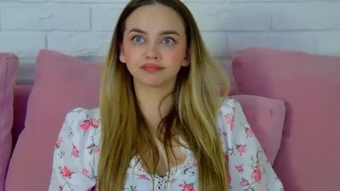 AnitaVenture online show from April 1, 1:41 pm